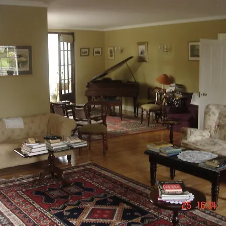 Abbey House Bed & Breakfast 4*