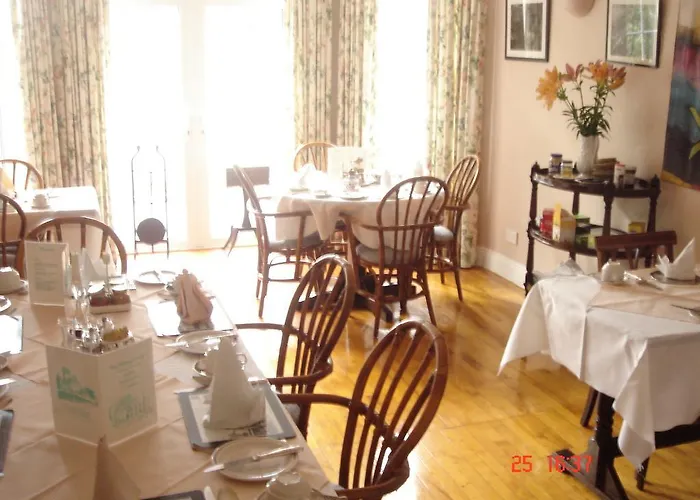 Abbey House Bed & Breakfast 4*