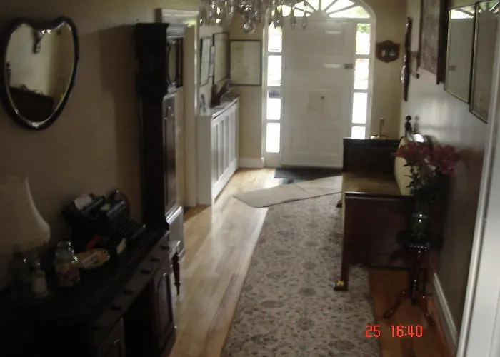 Bed & Breakfast Abbey House 4*