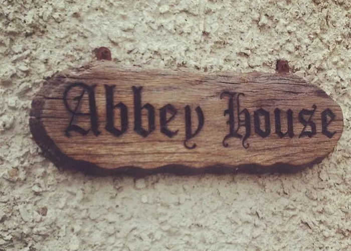 B&B Abbey House